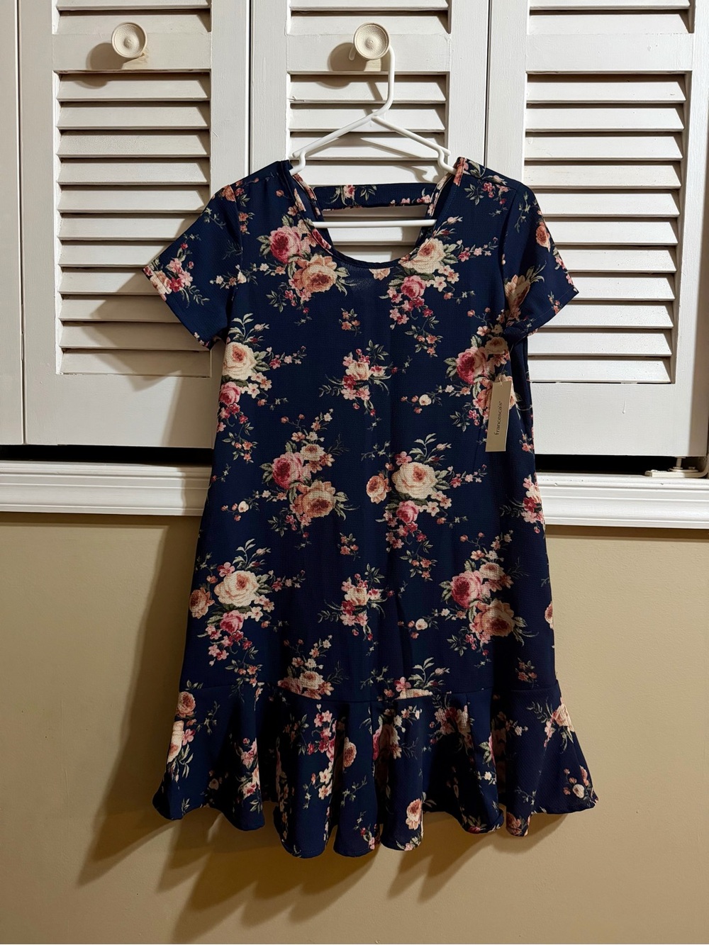 Navy Floral Ruffle-Hem Short Dress With Pockets! Size XS. Brand new.